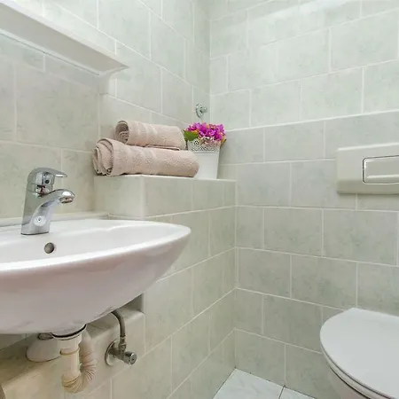 Appartement And Anita